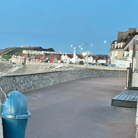 Kamp alanı Blueportel Mobil-home Prestige Face A La *